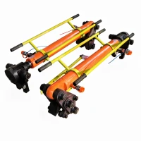 Устройство для перемещения тяжеловесного оборудования (гидротолкатели)